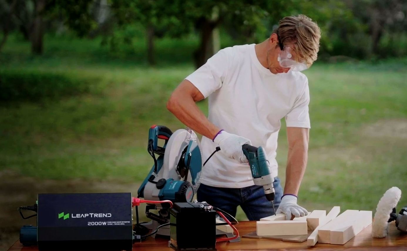 how to charge car battery with home inverter